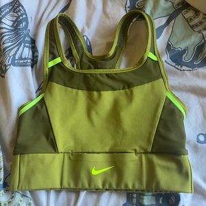 Nike sportsbra